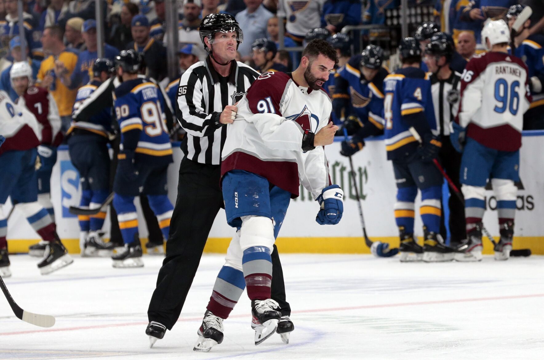 Blues host Avalanche in Game 4